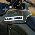Où mettre la vignette d’assurance sur un quad : erreurs courantes à éviter